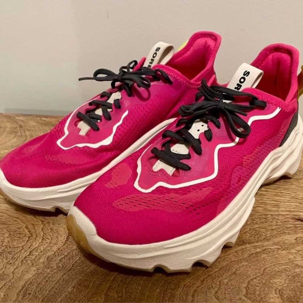Sorel Kinetic Breakthru Day Laceup - Women’s Fuchsia Running Shoes - Size 8